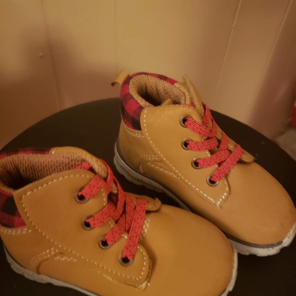 Toddler field boot